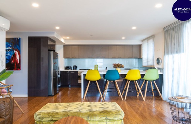 HOME AWAY FROM HOME / IN THE HEART OF NORTHCOTE