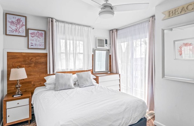 Hotel ∙ 112: The Ocean View