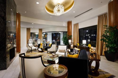 Hotel Metro Autograph 