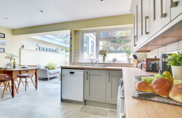 House ∙ 2 bedrooms ∙ 4 guests