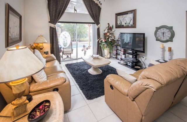 House ∙ 4 bedrooms ∙ 8 guests