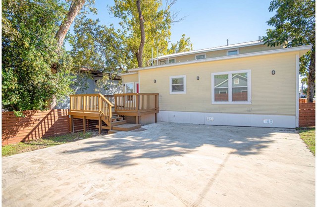 House ∙ 6 bedrooms ∙ 20 guests