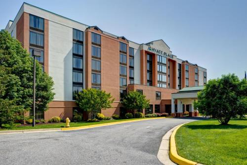 Hyatt Place Airport 