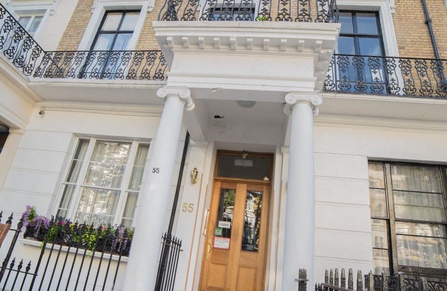 Hyde Park Superior Apartments