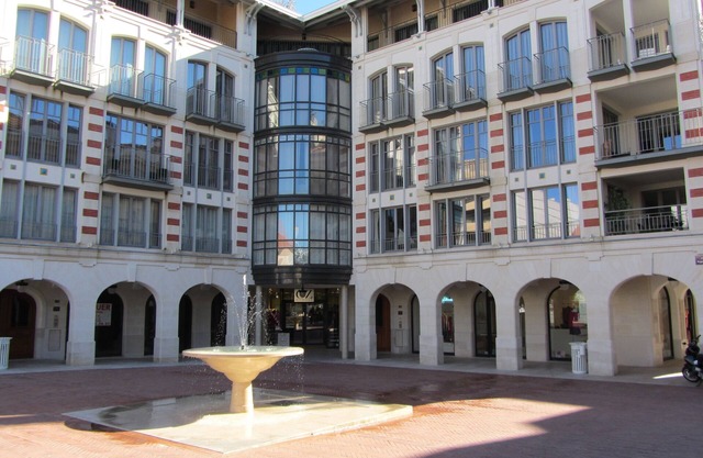 Arcachon Pièces Personnes 