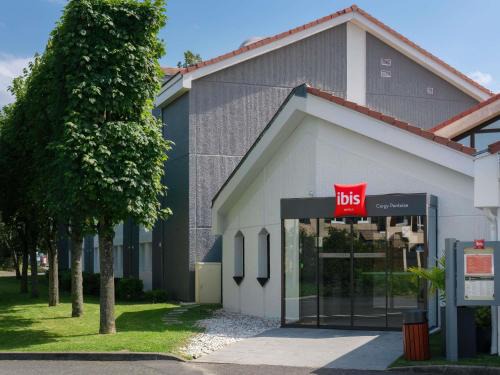 Ibis Cergy Pontoise Port 
