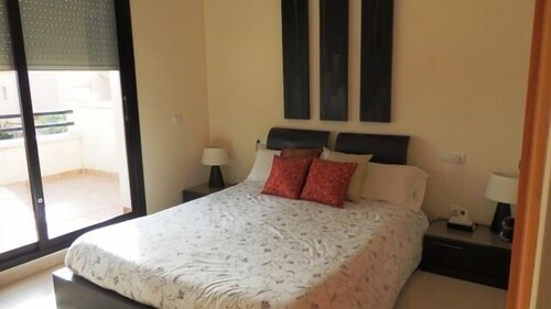 Independent villa for 8 people, private pool, 1600m from the beach