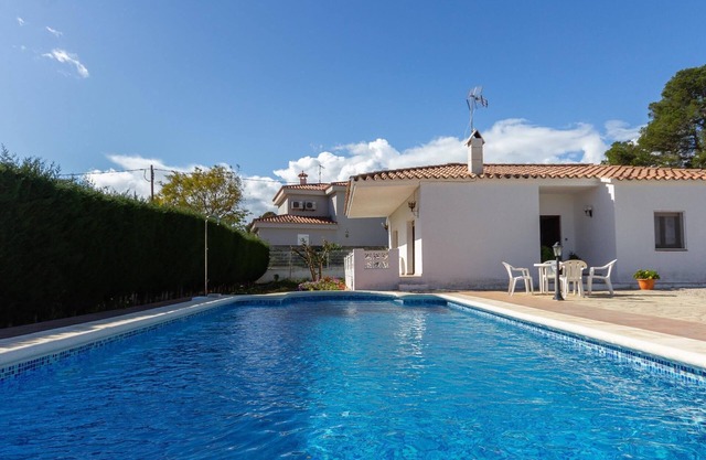 Gran Casa Con Cinta De Mar 