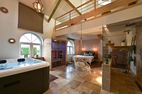 Instinct Jacuzzi Sauna Apéritif Et Petit Déjeuner 