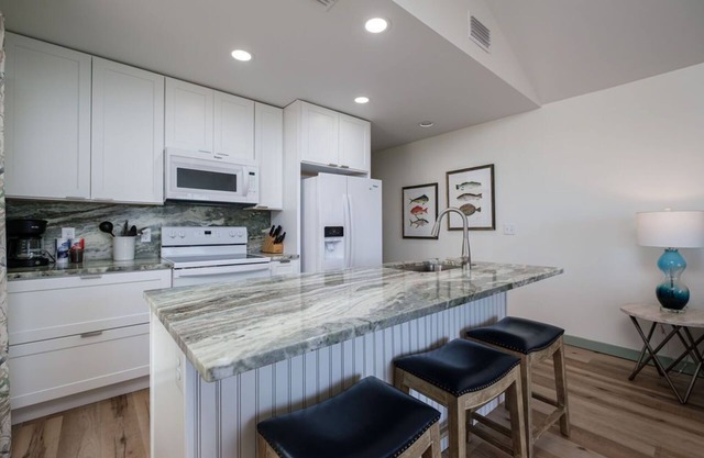 Island Living at Island Place 205!