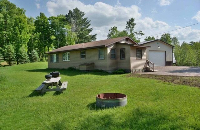 Janes Bay Retreat Namakagon 