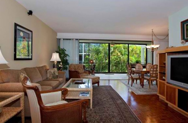 Kahala Beach Unit #329 - Kahala