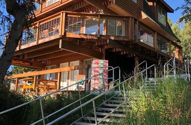 Kenai Riverfront Chalet The Peninsula 