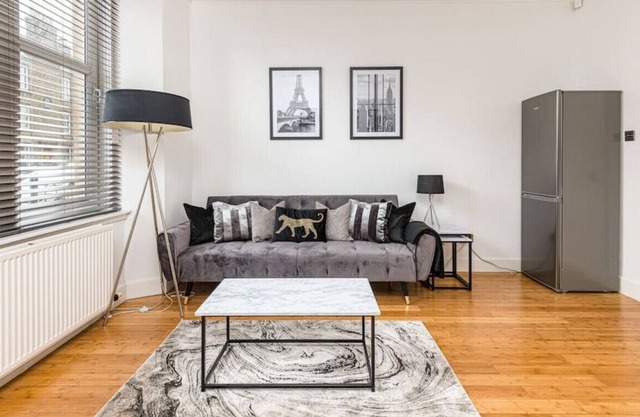 King St Apt stylish city pad in Broughty Ferry