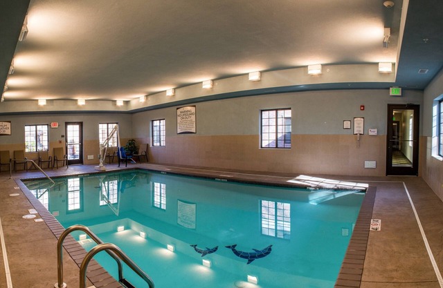 King Studio. Free Breakfast. Indoor Pool. Gym.