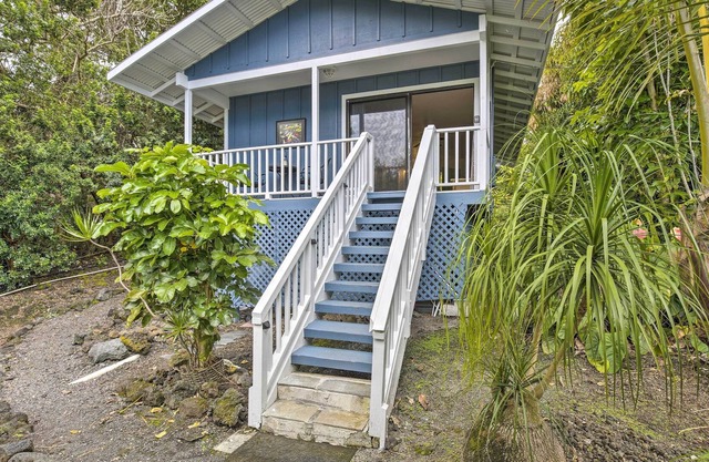 Kona Cottage Ocean Coffee Farm 