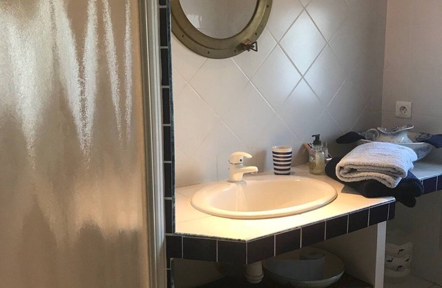 LA MAISON DE JOSEPHA chambre marine