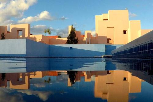 Muralla Roja 