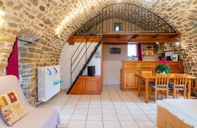 Gîtes De France Épis Pers Bondons Les 