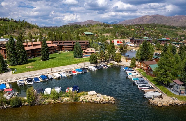 Shadow Mountain Yacht Club Grand 