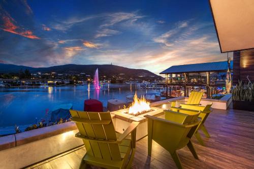 Lakehouse Hotel Resort 