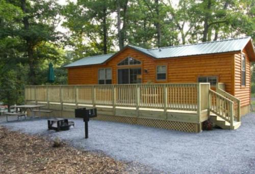 Lakeland Rv Campground Cottage 