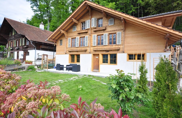 Lakeview Family Apartment. Sleeps 10, Ringgenberg-Lake Brienz, 4km to Interlaken