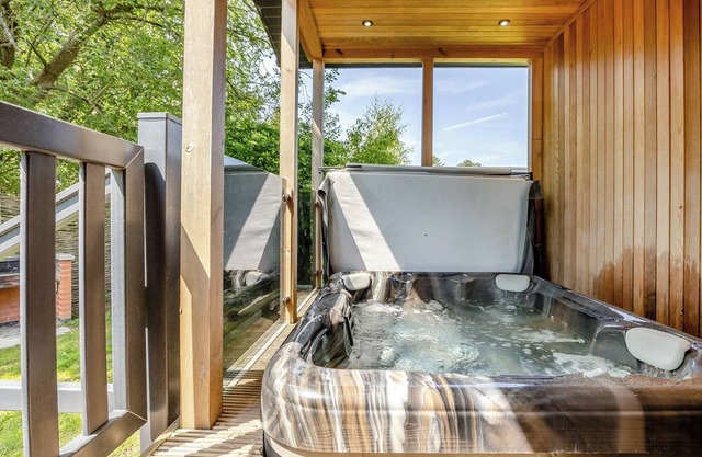 Lakeview Premier Pet Friendly