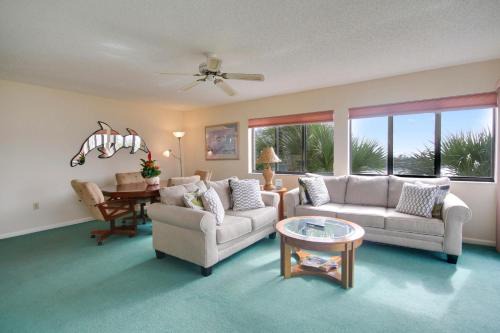 Land's End 6-301 Beach Front