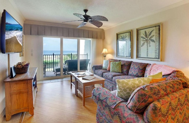 Land's End 7-304 Beach Front - Premier