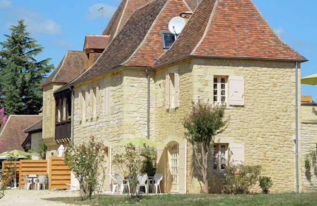 Clos Des Rives Persons 