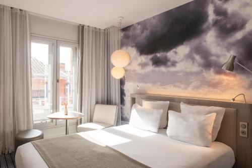 Grand Balcon Hotel 