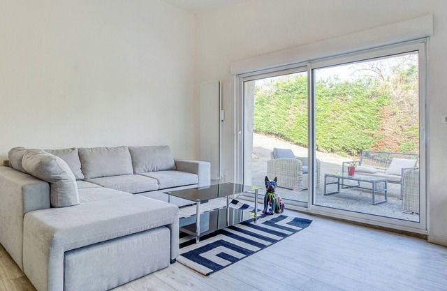 Grands Jardin Et Terrasse Vienne 