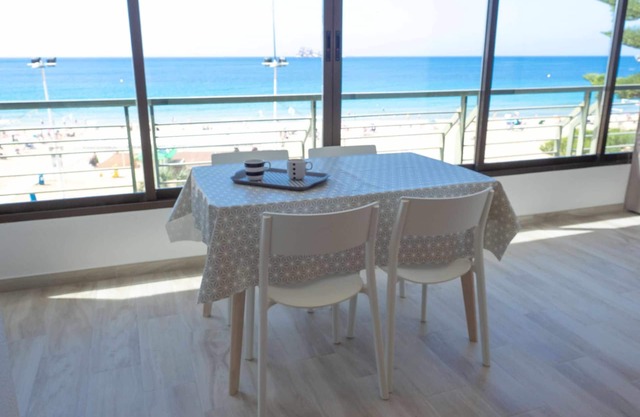 Levante Beach Jazmines Ac