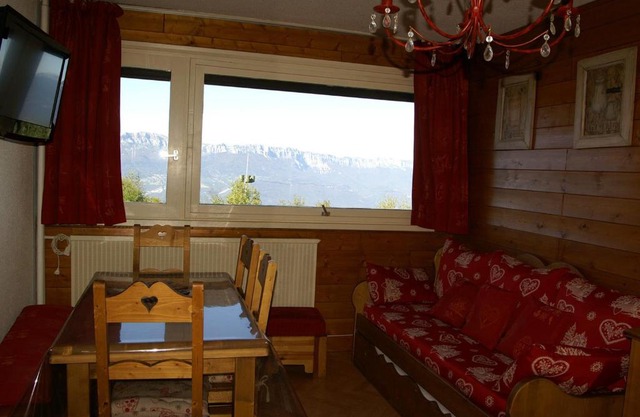Location 2 pièces 5 pers au pied des pistes - FR-1-557-70