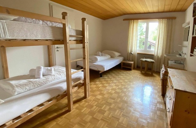 Lovely apartment for 4 people with WIFI, TV, balcony and parking