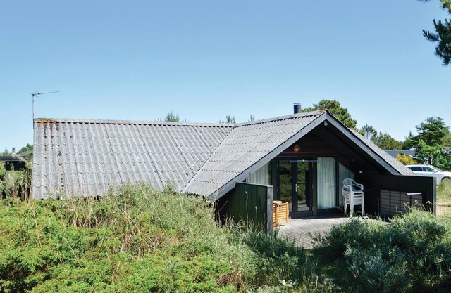 Lovely home in Fjerritslev with WiFi