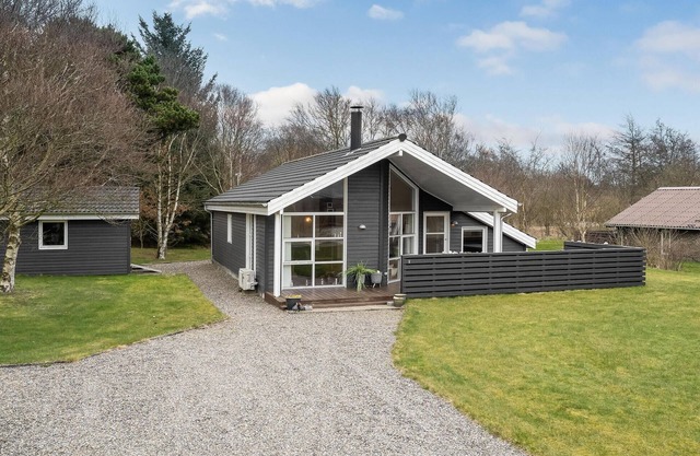 Lovely home in Hurup Thy with sauna