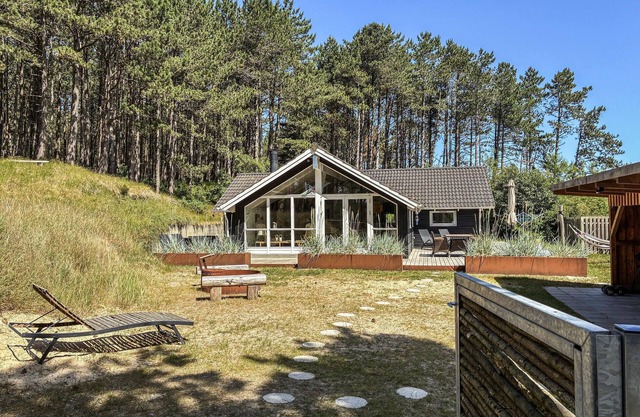 Lovely home in Rømø with sauna