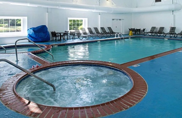 Low Rates for The Historic Powhatan Resort