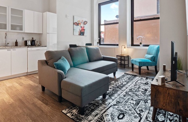 Luxury 1BR Condo in Prime Location w/ Unmatched Amenities & Pool 227