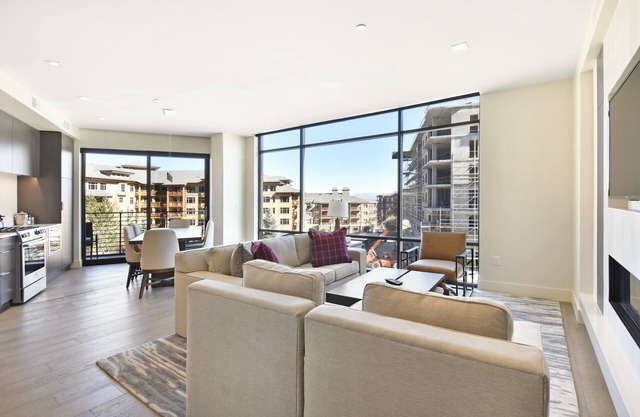 Luxury 2 BR in Canyons Village - Walk to Slopes! by RedAwning - Save 20% on 7+ Nights!