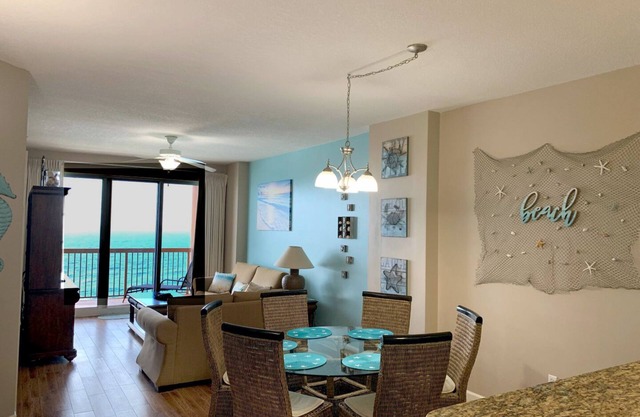 Luxury Beachfront 3 bedroom 2 bath - Sunrise Beach 2302 - FREE Beach Service