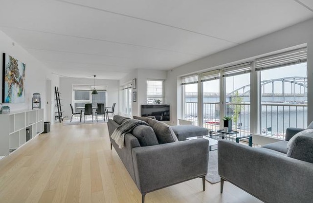 Luxury City Harbour apartment 2 bedroom