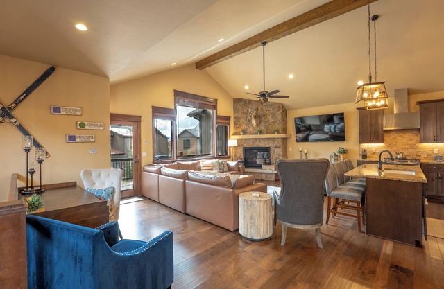 Luxury Townhome in River Run Village w/Mountain Views, Easy Access to Shops!