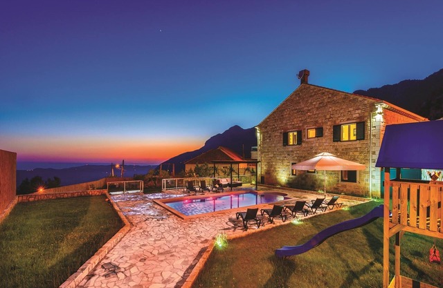 Luxury Villa Pave in Dubravka