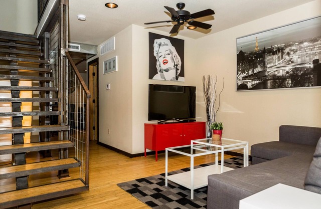 Magnolia Market Boutique Hotel Waco 