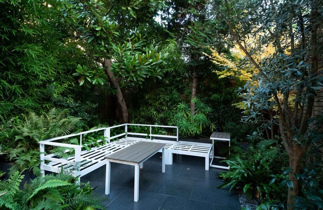 Majestic Modern Home close to Waterloo