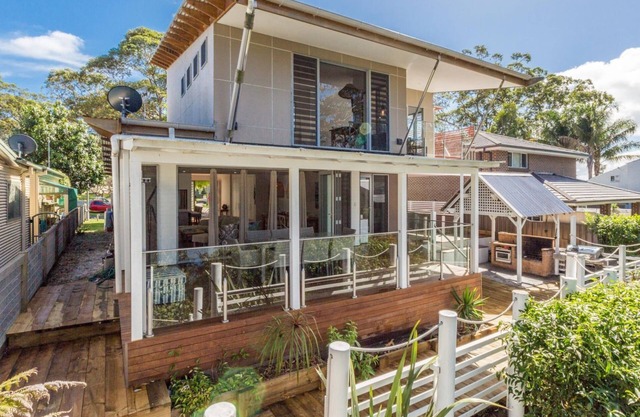 The Shack At Palm Beach Sundays 