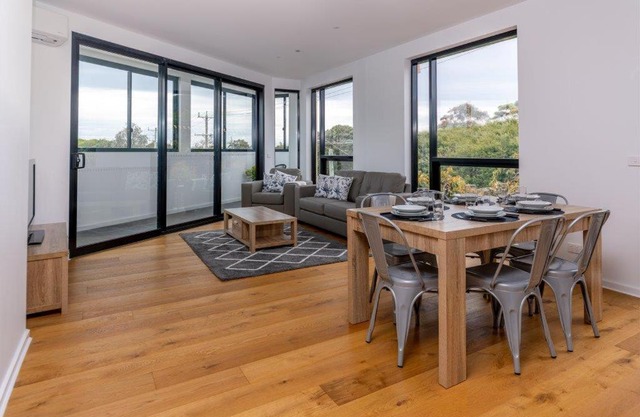 McCrae Coastal Retreat